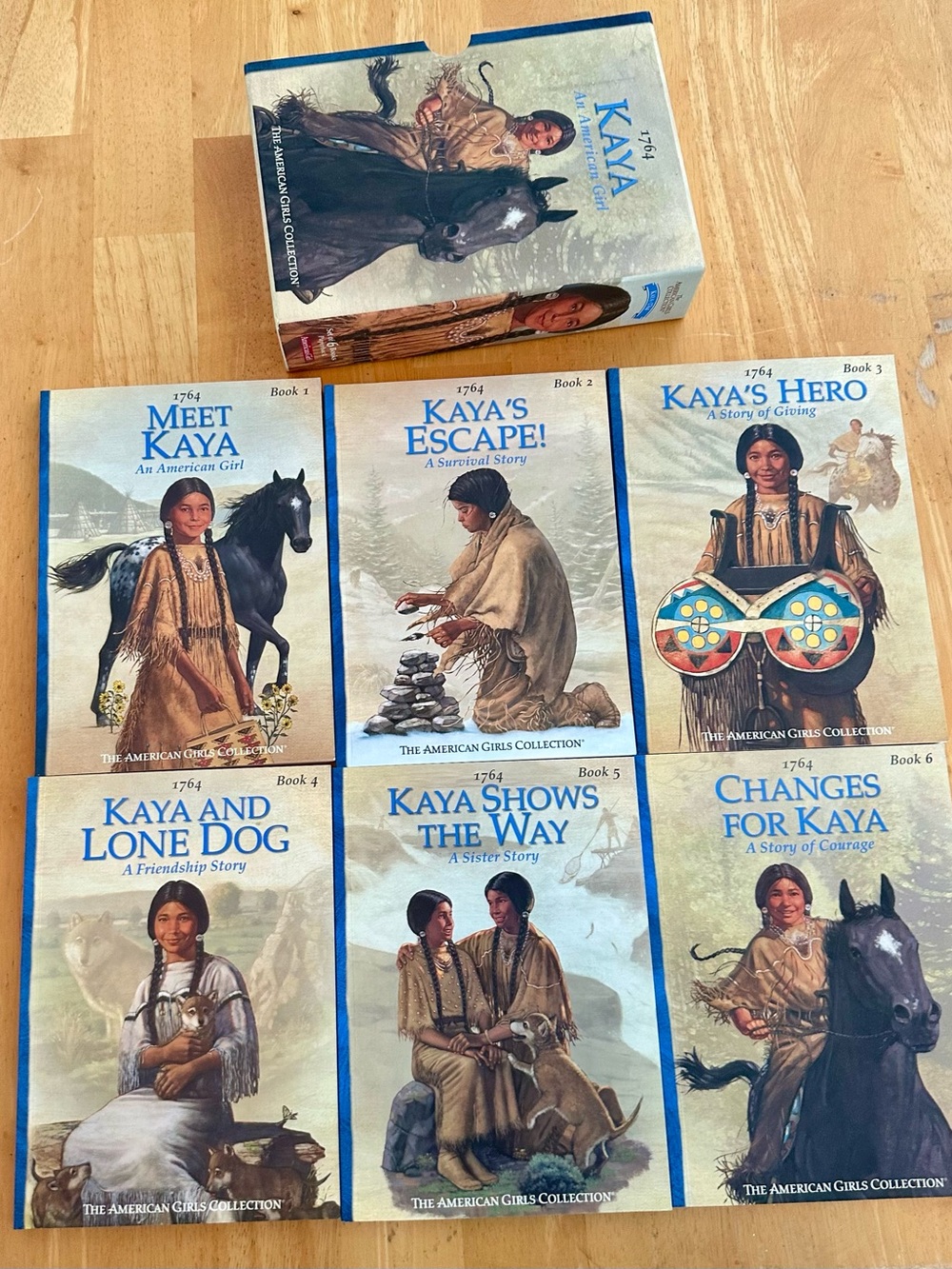American Girl: Kaya Boxed Set - Picture 5 of 6